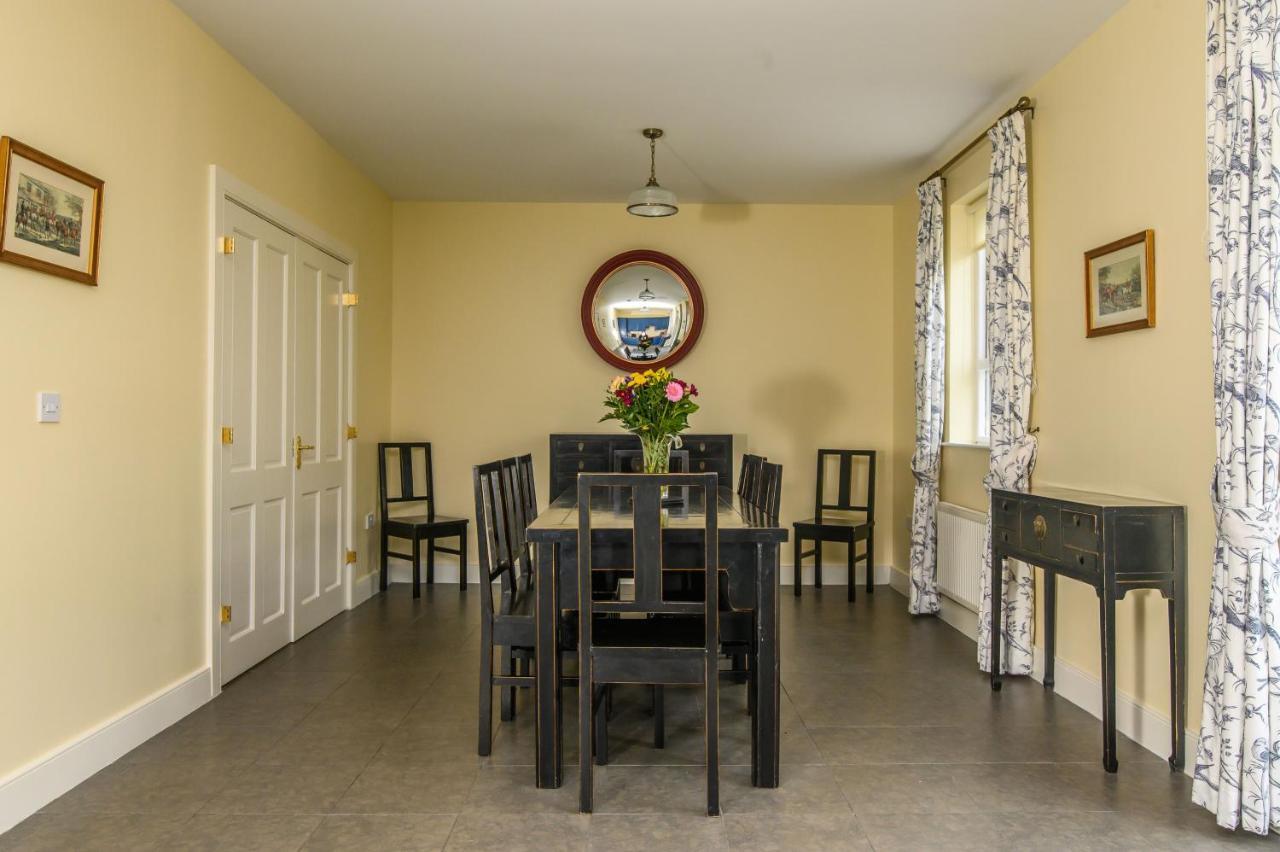 20 Village Square Glaslough Luaran gambar